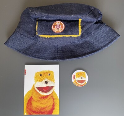Levi s Flat Eric Hut & Pocket NEW Size XL