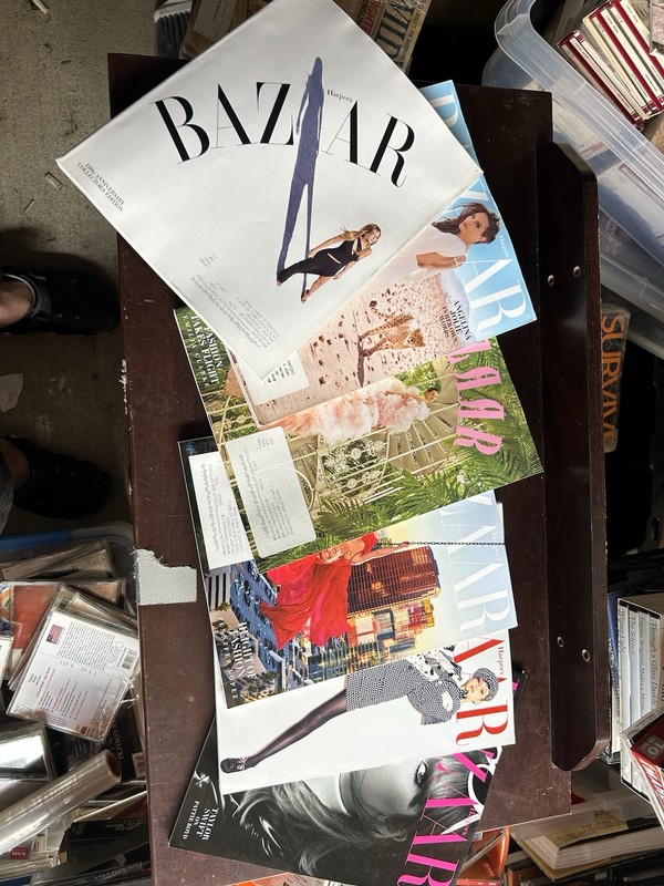 Harper’s BAZAAR Magazine Lot of 6 Jennifer Aniston Taylor Swift Jolie Gigi Hadid