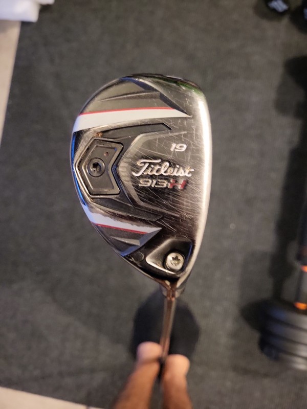 Titleist 913H 19 Degree Hybrid Stiff Flex 92 gram Diamana Shaft