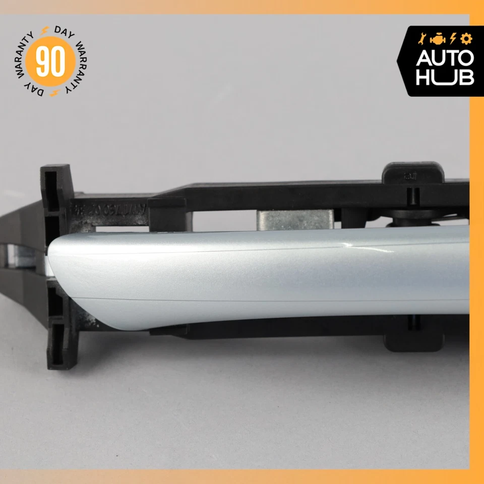05-11 Manija de puerta exterior lado pasajero derecho mercedes r171 slk280 slk350 fabricante de equipos originales Foto 4 de 4
