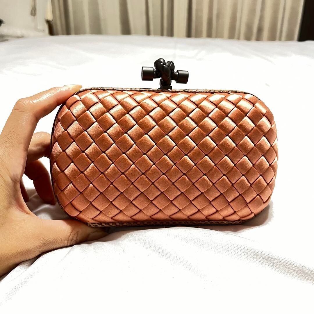 Authentic BOTTEGA VENETA Knot Clutch Bag in Intrecciato Satin