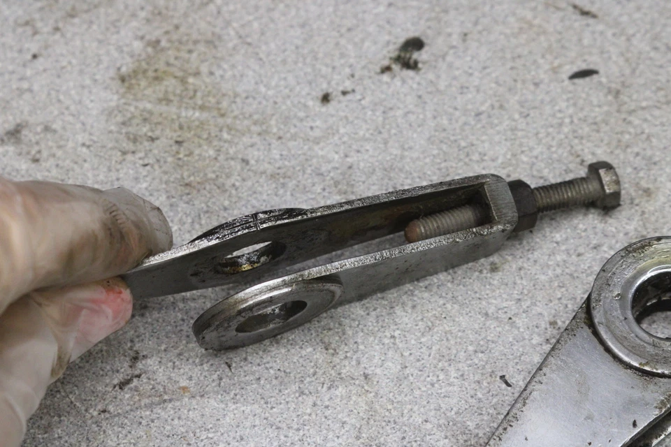 1969 Honda CL125A CL125 A Twin AJUSTADORES DE CORRENTE DE EIXO TRASEIRO I13-1141.SA - Imagem 3 de 4