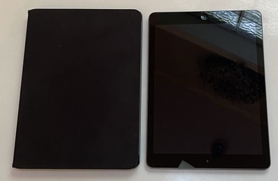iPad Air with case (bundle) 64GB Wifi