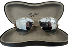 Ray Ban Silver Polarized Aviators with gold tone metal frame