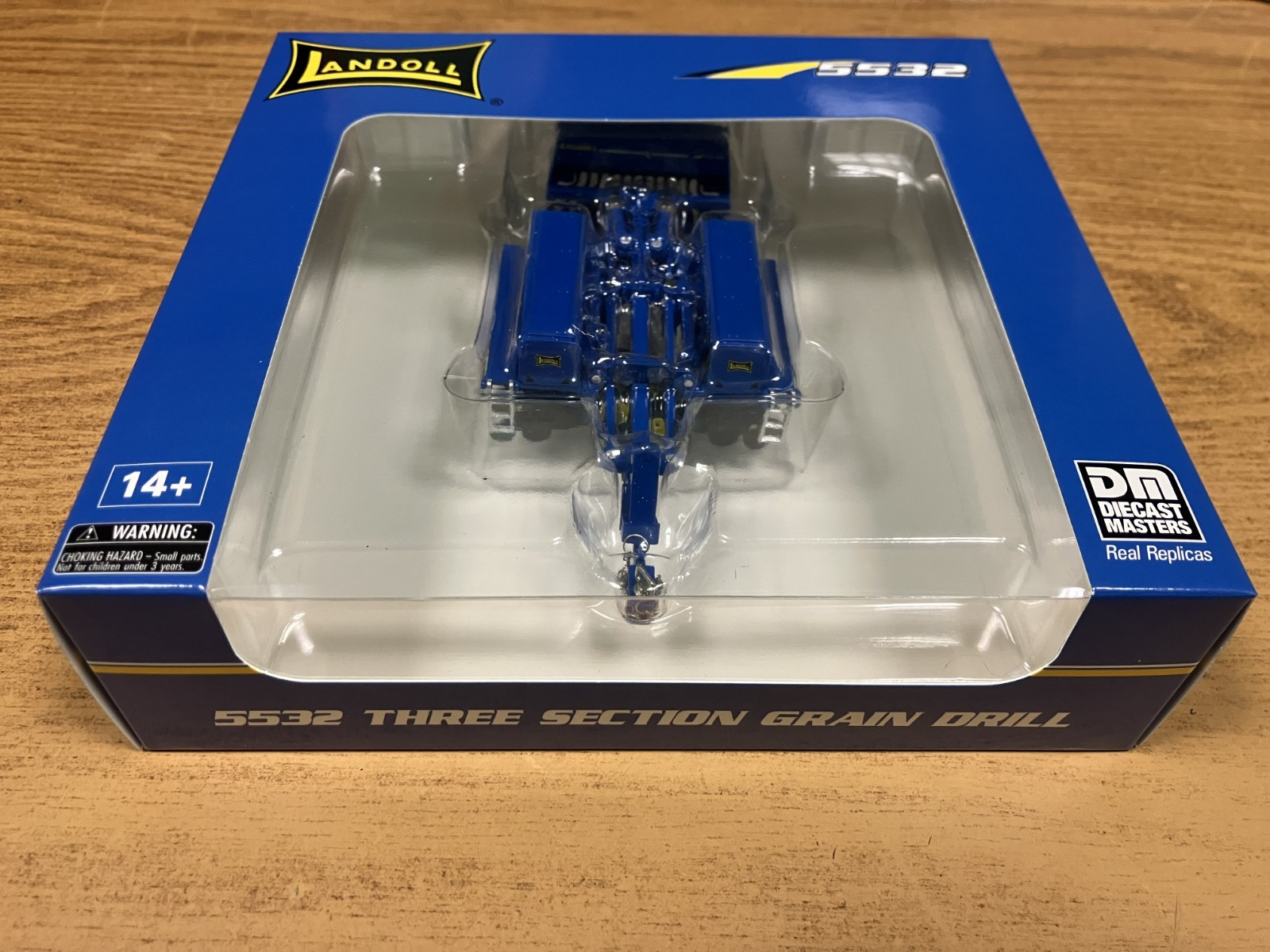 Landoll 1/64 5532-30 grain drill 41011