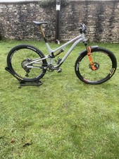 Saracen Ariel 30 x Factory Build Mountain Bike Size Large