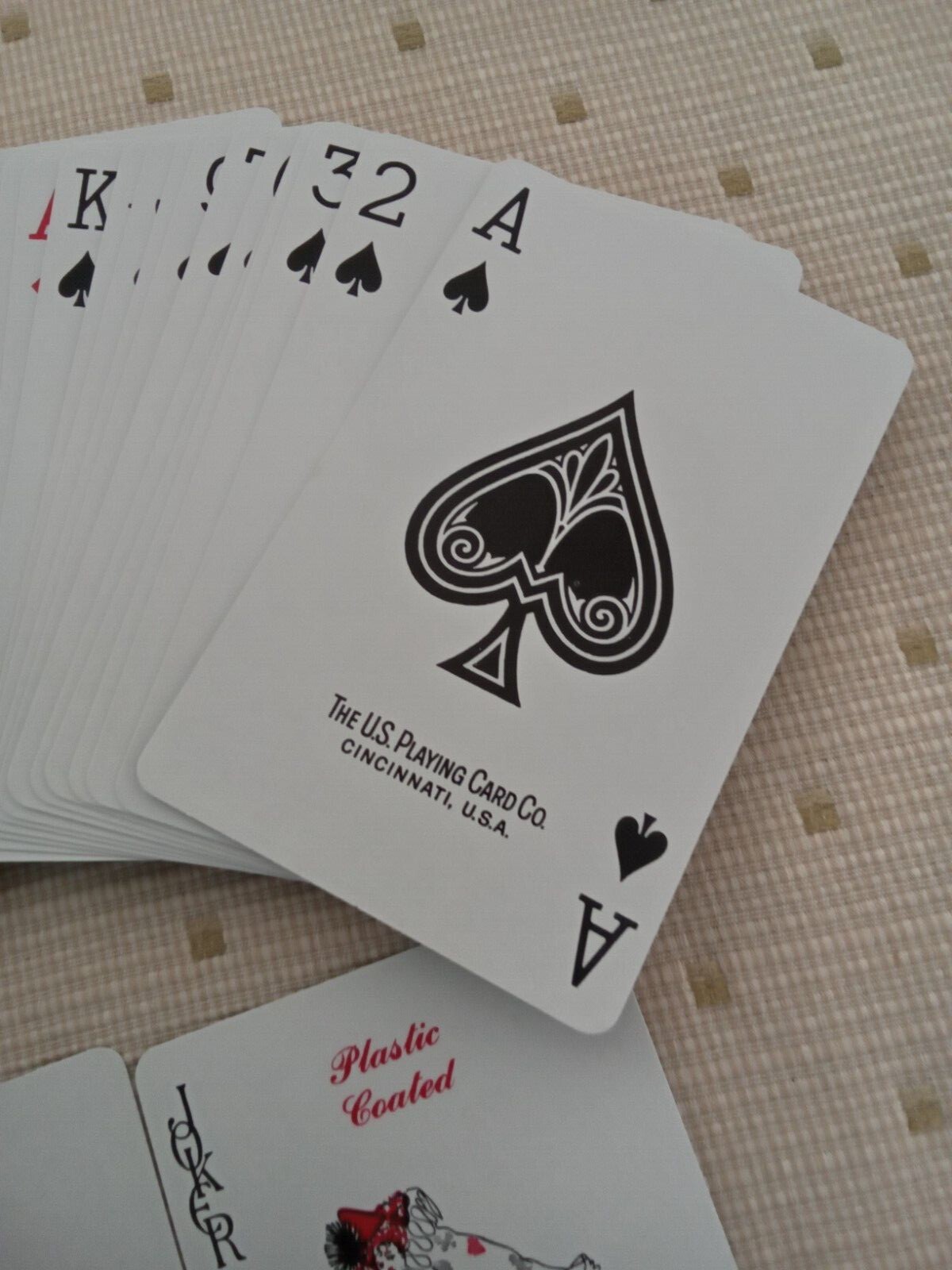 Playing cards delta airlines branded. The US playing card company. 