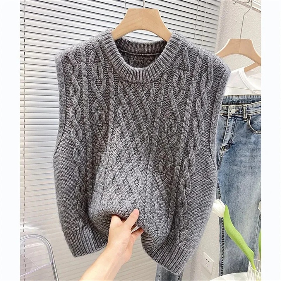 Loose Sleeveless Back-Knotted Vest
