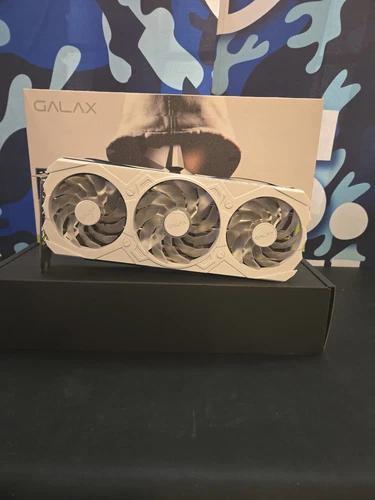 GALAX GeForce RTX 4070 EX Gamer White 1-Click OC, Xtreme Tuner App Control, 12GB