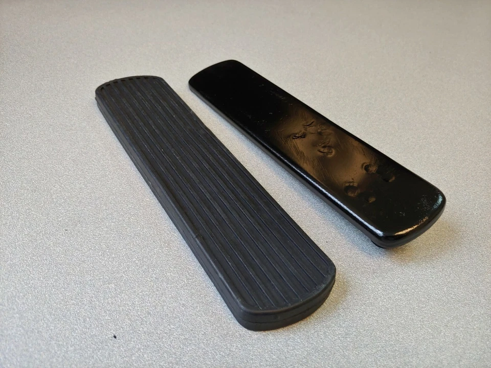 MUY BONITO MONTAJE PEDAL ACELERADOR ORIGINAL GENUINO PORSCHE 356 PRE A CON PAD NUEVO 14 Foto 2 de 4