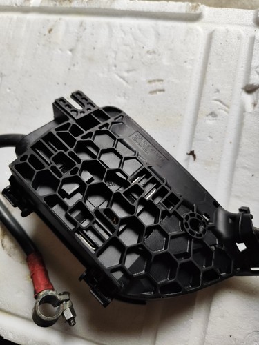 Audi A6 2004 3.0/Fuse box cover/4F0971812A - Picture 5 of 8