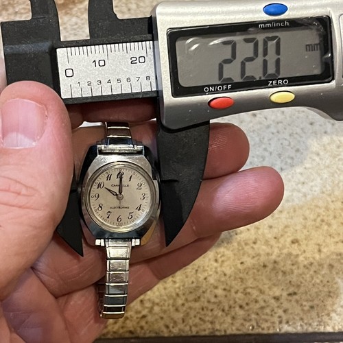 Vintage Caravelle Electrotime Watch 22mm Swiss N7 Mecha-Quartz Runs Silver Tone - Picture 8 of 9