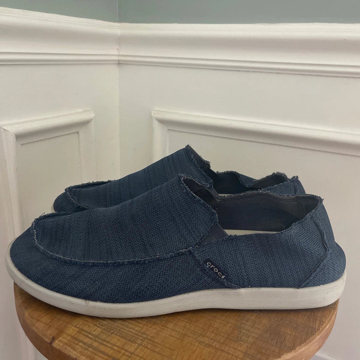 Crocs santa best sale cruz 2 navy