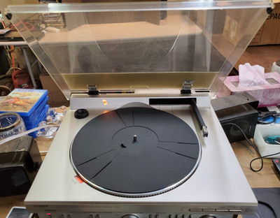Luxman P-406 Fully Automatic Tangential Linear Tracking Turntable Pickering TL-1