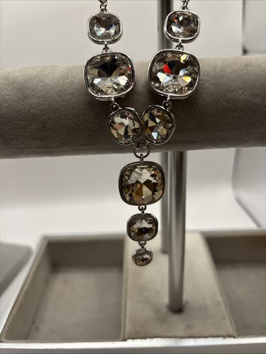 Collar Vintage Gota Y Tono Plata Cristal Transparente Estrás. Joyería mujer. - Imagen 2 de 6