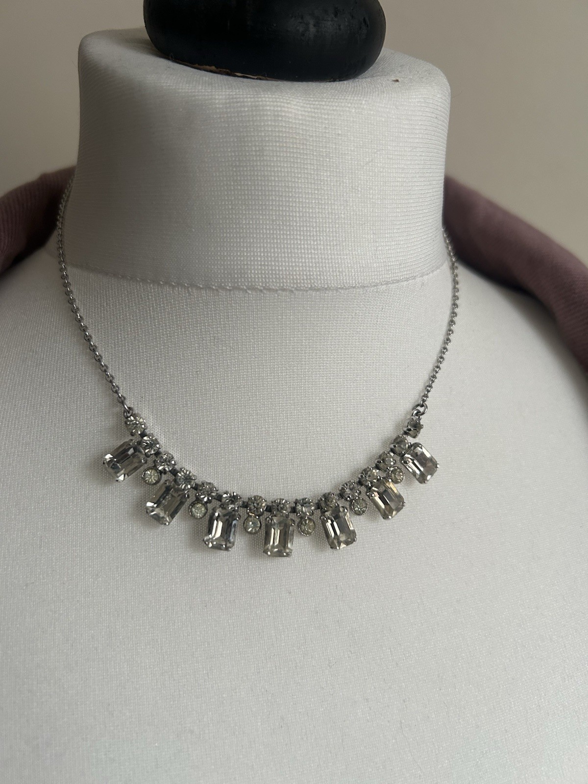 Gargantilla vintage de diamantes de imitación baguette tono plata diamante