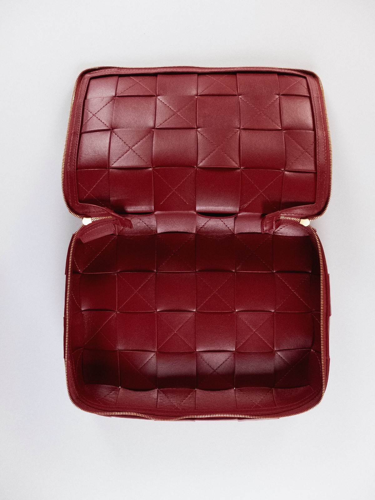 (NO CUSTOMS TAX) BOTTEGA VENETA red intrecciato leather organizer / clutch bag thumbnail 7