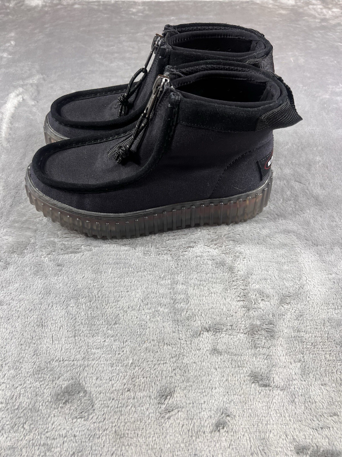 Clarks X Eastpak Torhill Women's Size US 7 Front Zip Black Canvas Ankle Boots image 3