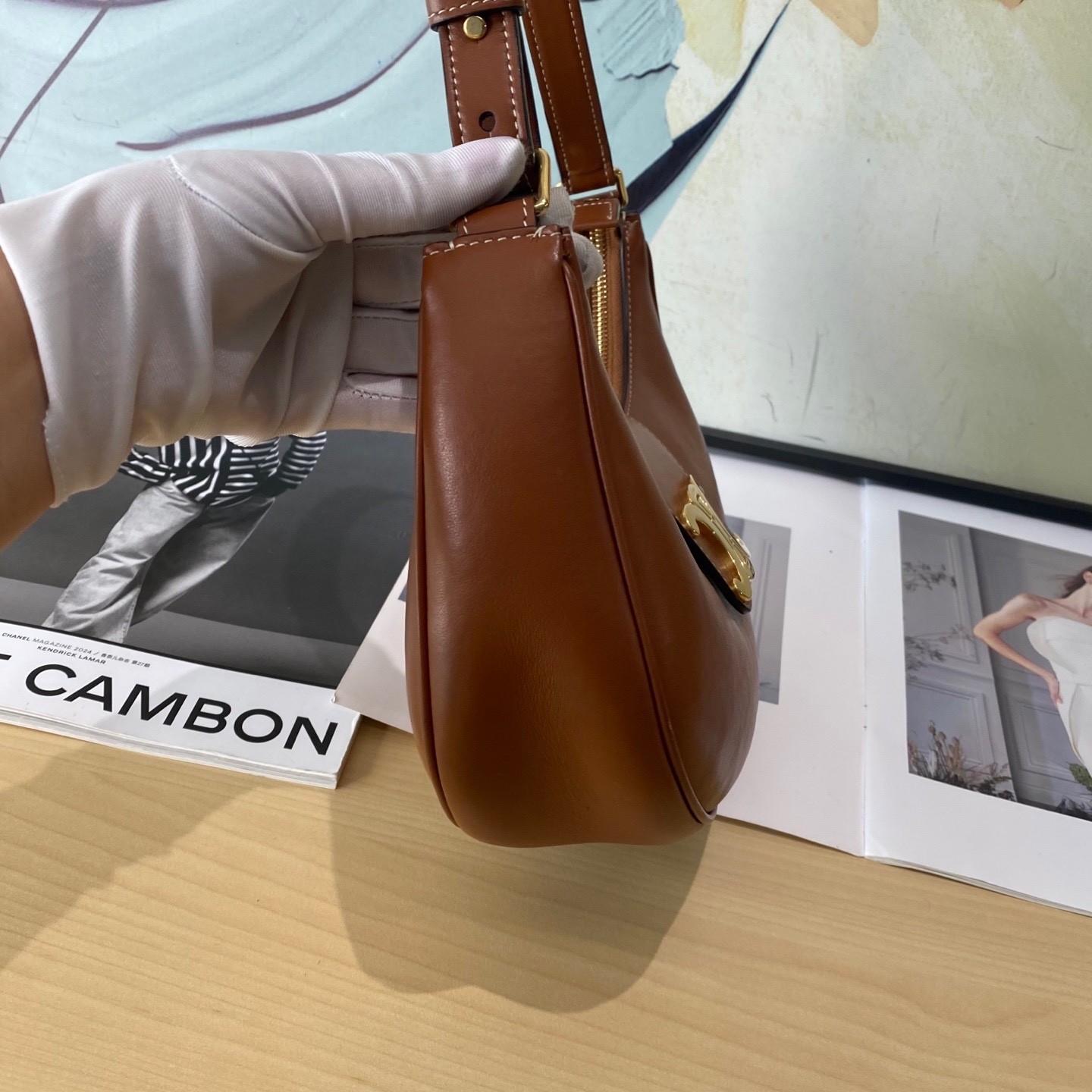 Celine Ava Triomphe Camel Leather Gold HW Shoulder Bag Duty Paid — image 9