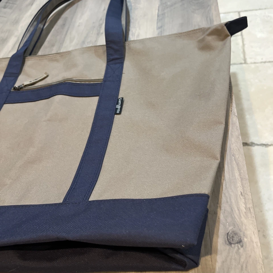 LG New Samsonite Tote zipper bag Yacht/Boat Beach Tote Travel shopping carry on - Image 4 of 4