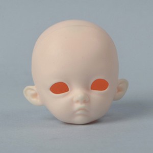 doll with no head