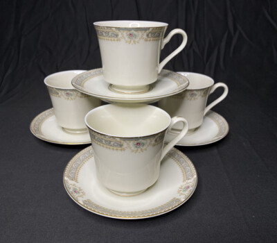 Set of 4 Richelieu by Mikasa Ivory China Footed Cups and Saucers