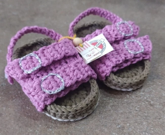 Sandali Birkenstock all'uncinetto neonato, Scarpine uncinetto, regalo nascita - Immagine 3 di 4