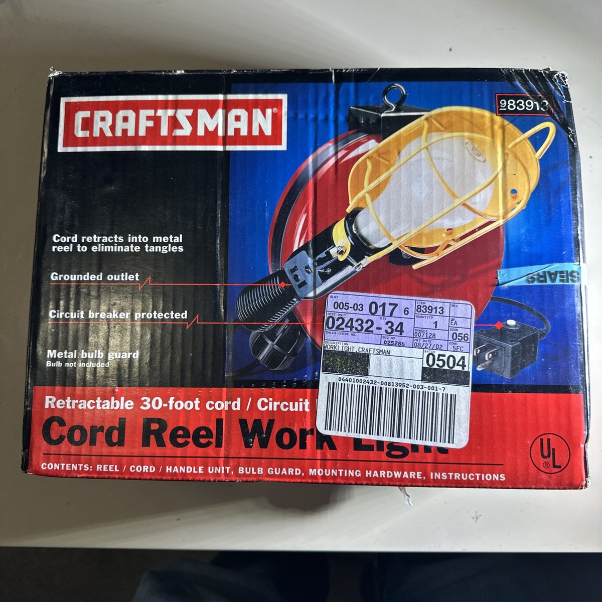 Craftsman Retractable 30ft Cord Reel Work Light, Grounded Outlet