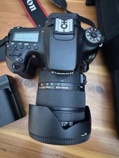 Canon EOS 70D With with Sigma 17-50 F2.8, PocketWizard flex TT5 + Mini Tt1