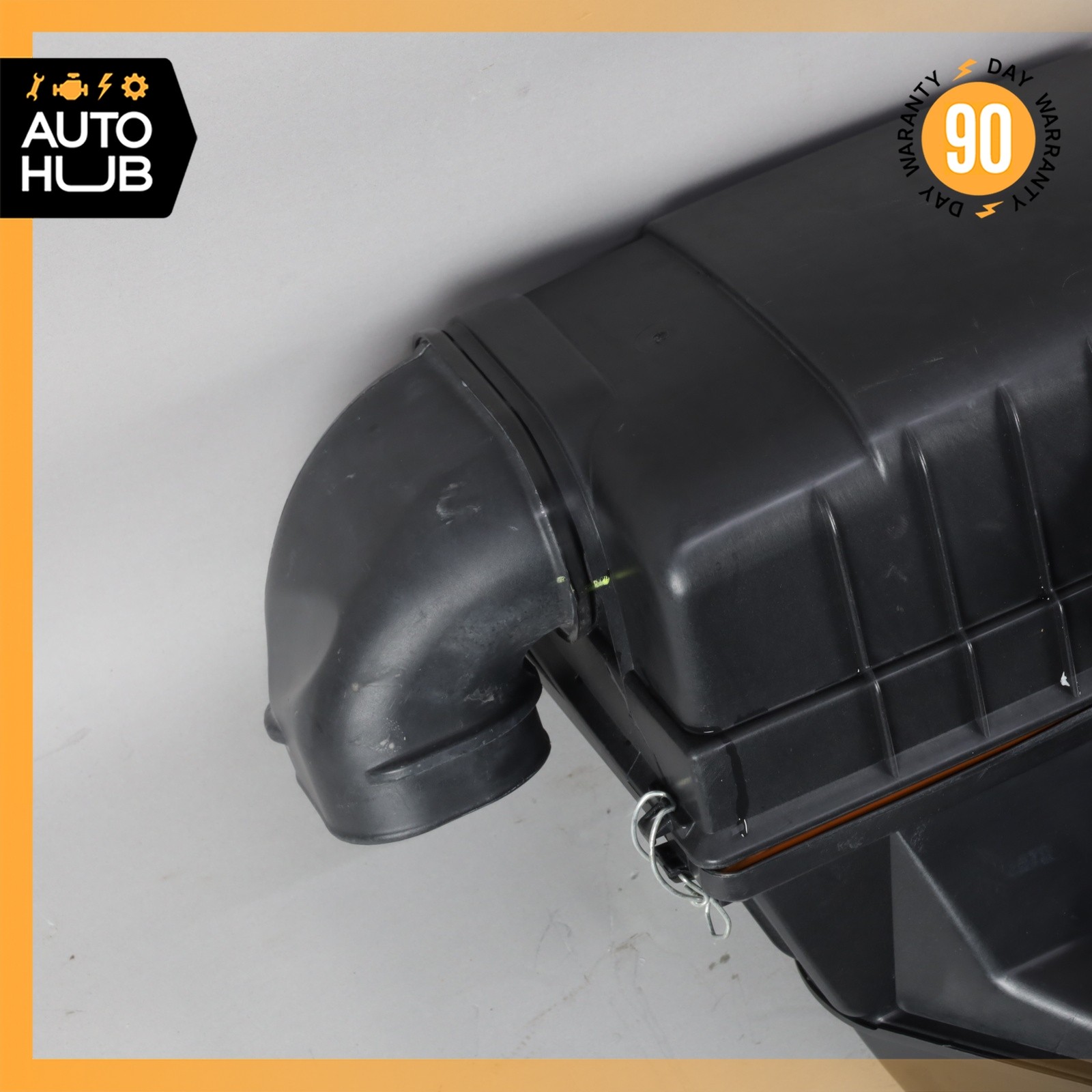 09-18 Maserati GranTurismo M145 Air Intake Cleaner Filter Housing Box OEM 66k