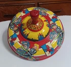 Larger 9" Vintage OHIO ART Lithographed Tin Top w/Girl Knights, Excellent
