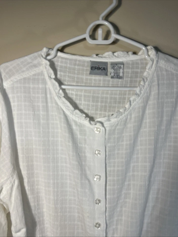 Blusa Erika L Blanca Botón Peplum Dobladillo Cuello Redondo Boho Top Romántico Foto 2 de 4