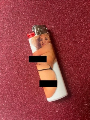 Briquet vintage BIC collector sexy année 80 - Photo 1/3