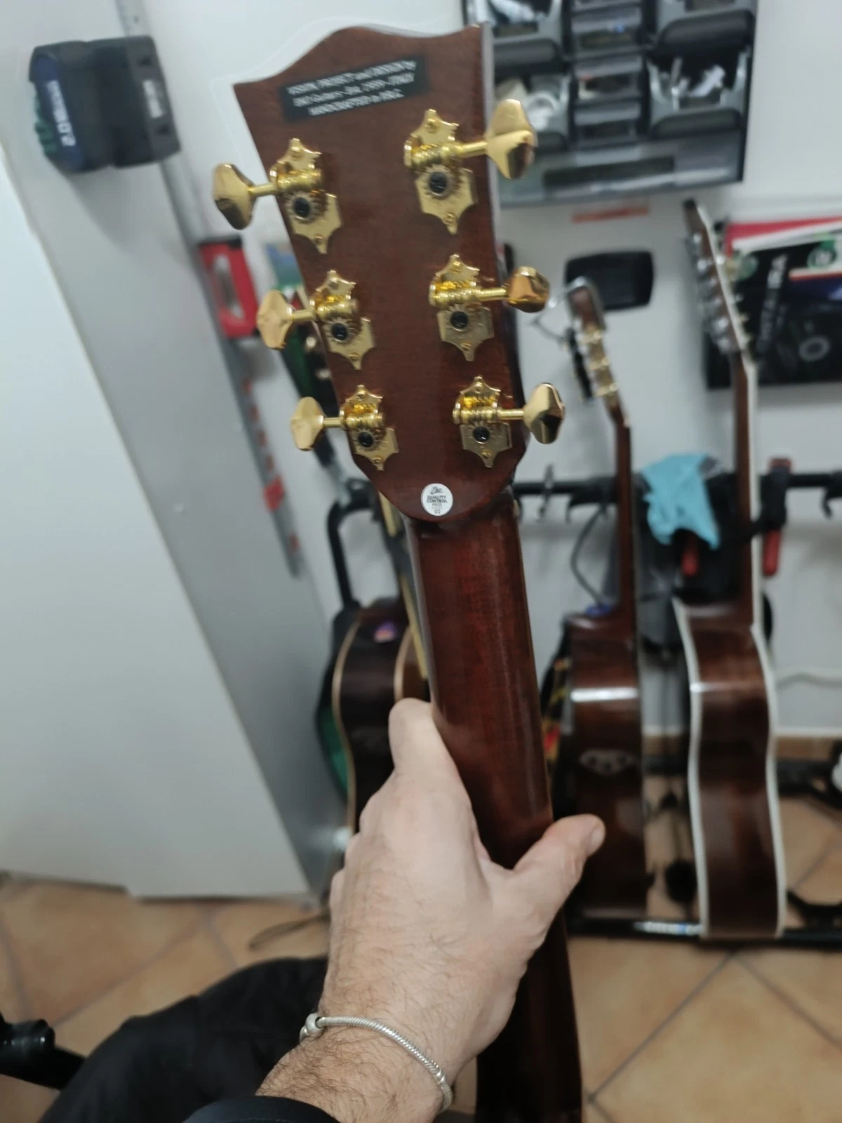 Picture 3 of 11