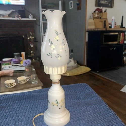 VTG Milk Glass Electric Boudoir Side Table Lamp Hand Painted Floral WORKS 15.5 “