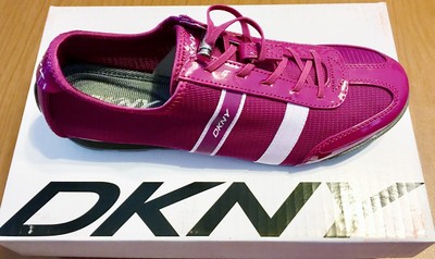 dkny walking shoes