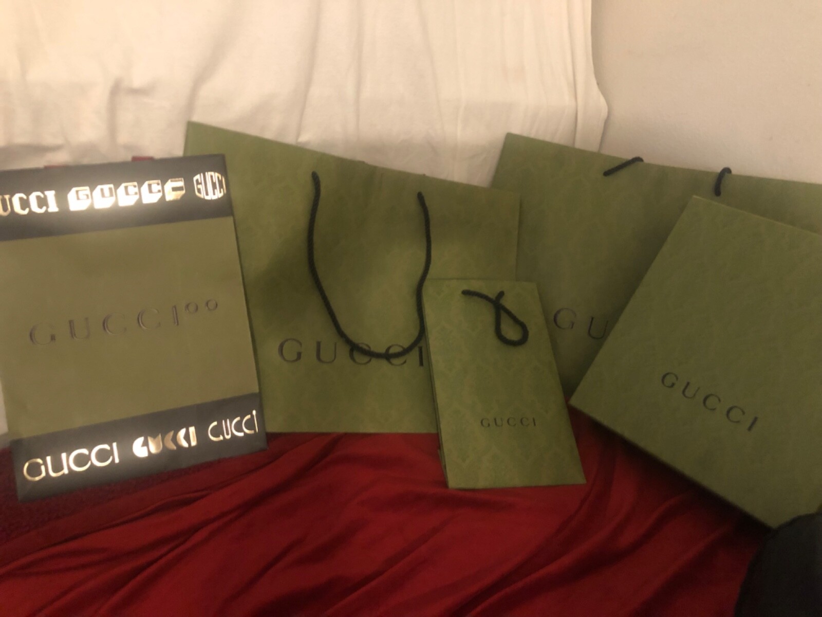 gucci store bag good condition elegant
