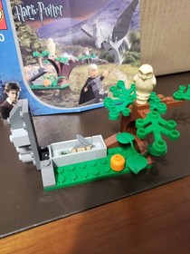 LEGO #4750 ~ Harry Potter Draco&rsquo;s Encounter With Buckbeak Retired Azkaban