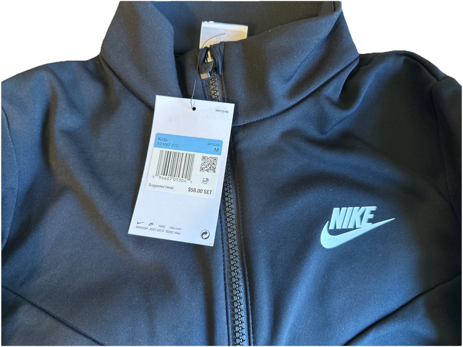 Nike Sportswear Tracksuit Jacket Boy's Size M FD3067-010 Black thumbnail 2
