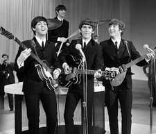 Beatles Paul McCartney Signed Autographed Hofner Bass Guitar (Perry Cox COA) 