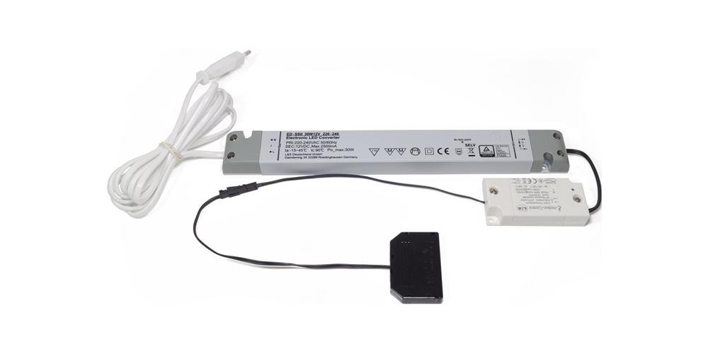 L-S Emotion 1-Канальный радиоприемник серии Frankfurt 230 В, 24 В, 60 Вт, 6-фазный Верт...