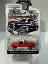 GreenLight Squarebody USA 1985 GMC C1500 Sierra Classic Red/Silver 1:64