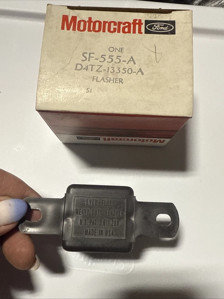 Motorcraft SF-555-A Indicator Flasher 1973-1977 Ford B500 F500 - D4TZ-13350-A - Image 4 of 4