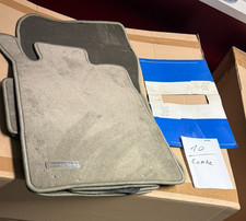 Original Fußmatten Mercedes CLK W208 Velours anthrazit Original Fußmatten Mercedes CLK W208 Velours anthrazit