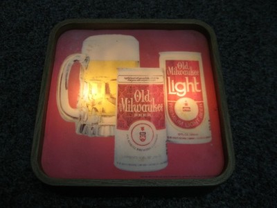 Old Milwaukee Beer & Old Milwaukee Light Illuminated Bar Sign 1982 Jos Schlitz