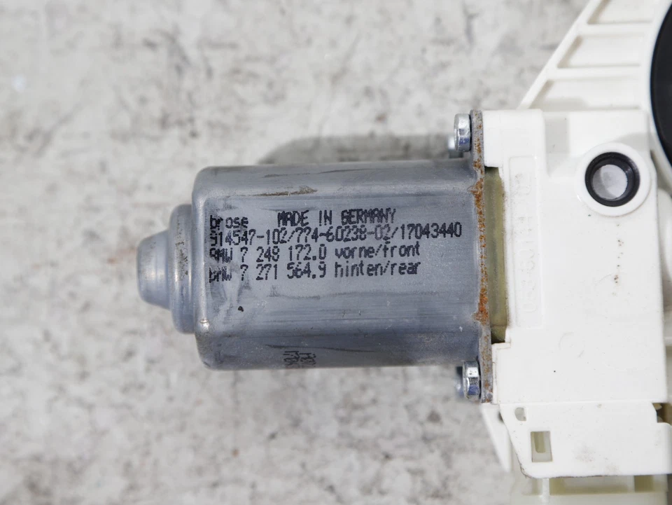 Motor ventana trasera derecha BMW 528i 535i 550i F10 F11 11-16 7248172 / 7271564 OEM Foto 2 de 4