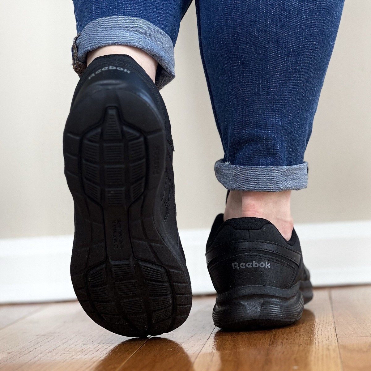 reebok women's walk ultra 6 dmx max