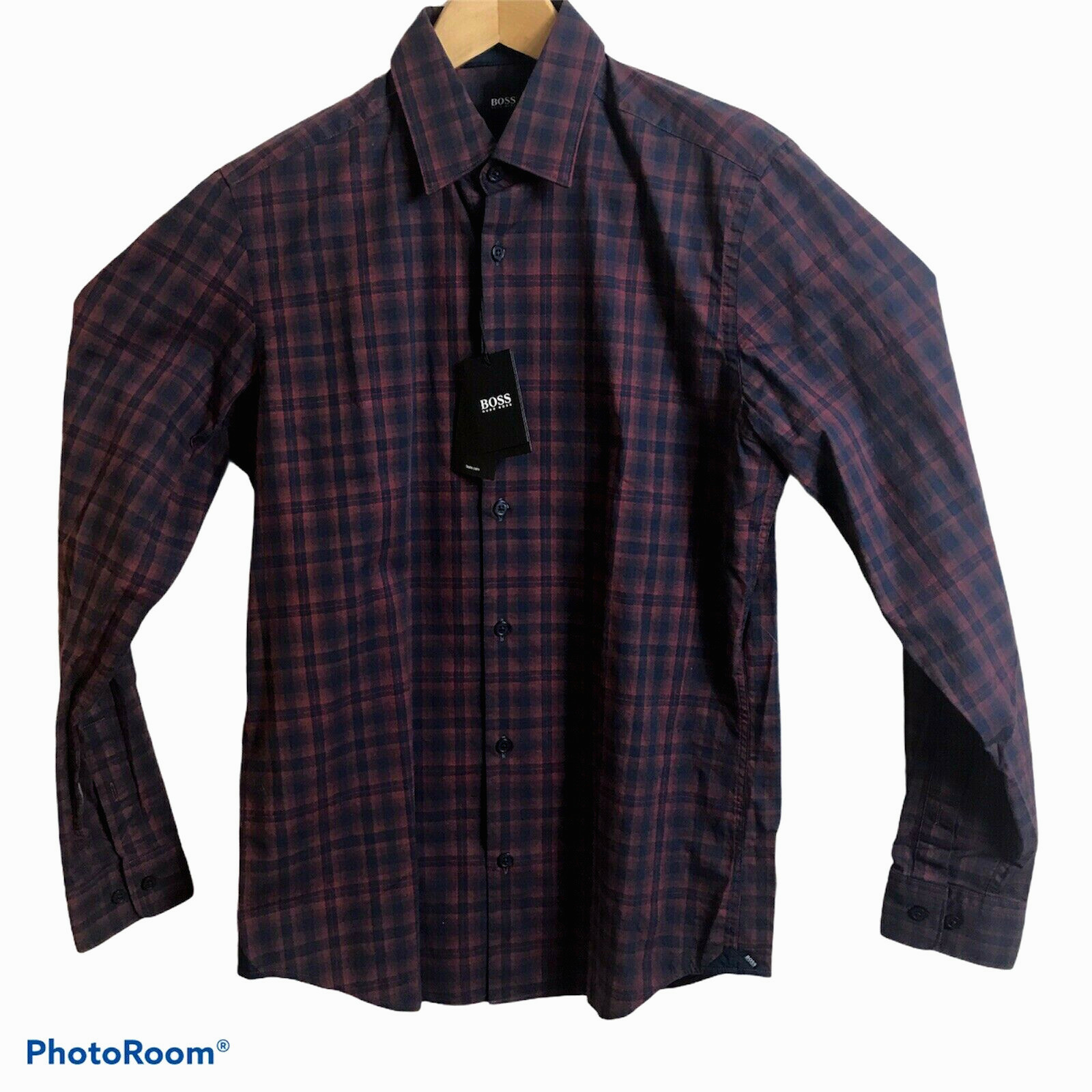 BOSS Hugo Boss Shirt #10597 Mens Small Dark Red Plaid Regular Fit $138 NEW