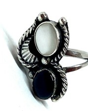 solid sterling silver 925 ring Mother Of Pearl Onyx size 6