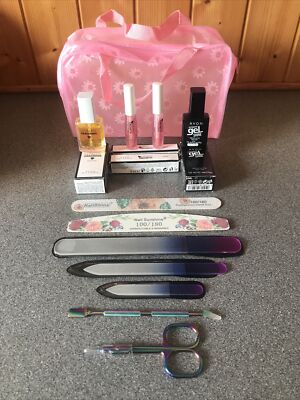 Nagelpflege Verwöhn Set 11 Teile inkl. Avon Nagelpflegeprodukte Nagelneu